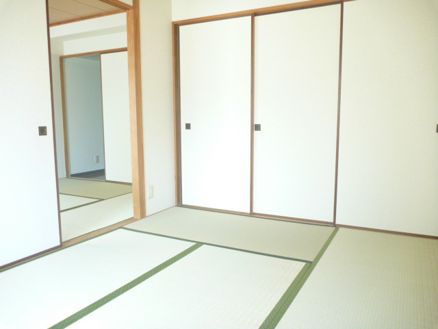 ツカサロイヤルハイツ千代田 その他11