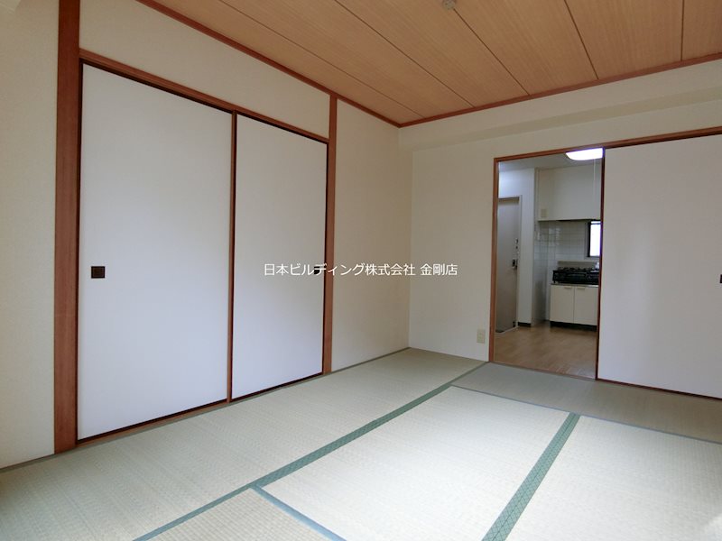 ツカサロイヤルハイツ千代田 ベッドルーム