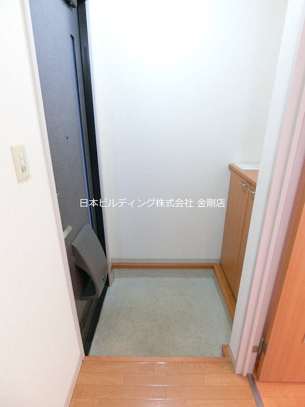 ファミール唐国Ⅱ 玄関