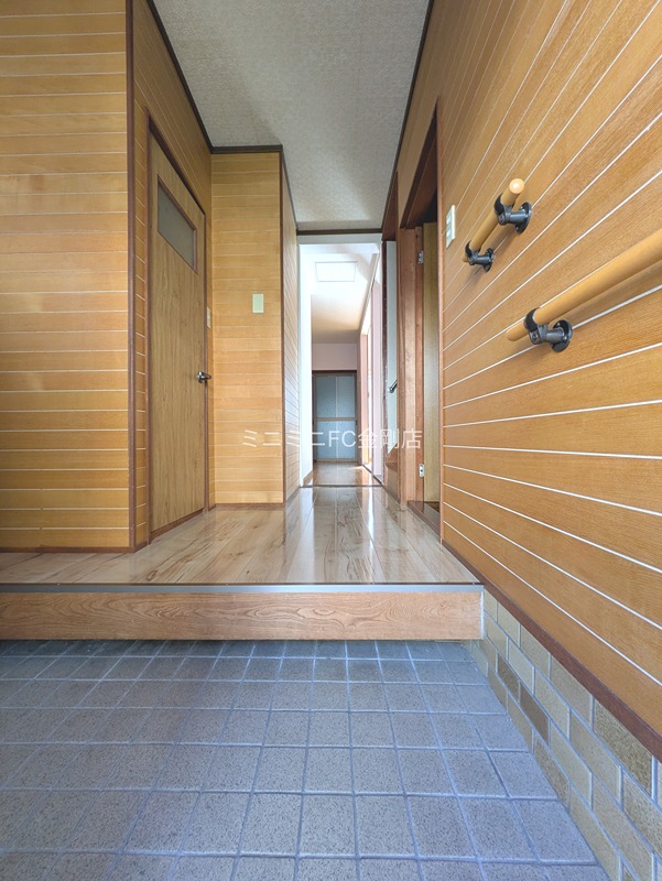 河内長野市汐の宮町戸建 玄関
