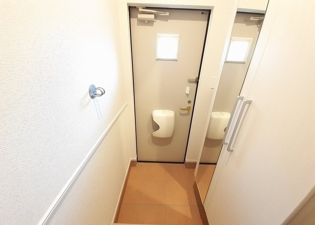 ラ・カーサ　セレーナ 玄関