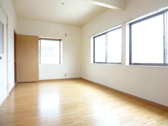 市町ガーデンハウス ベッドルーム