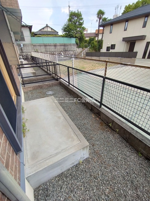 リビングタウン狭山池公園E棟  ベランダ