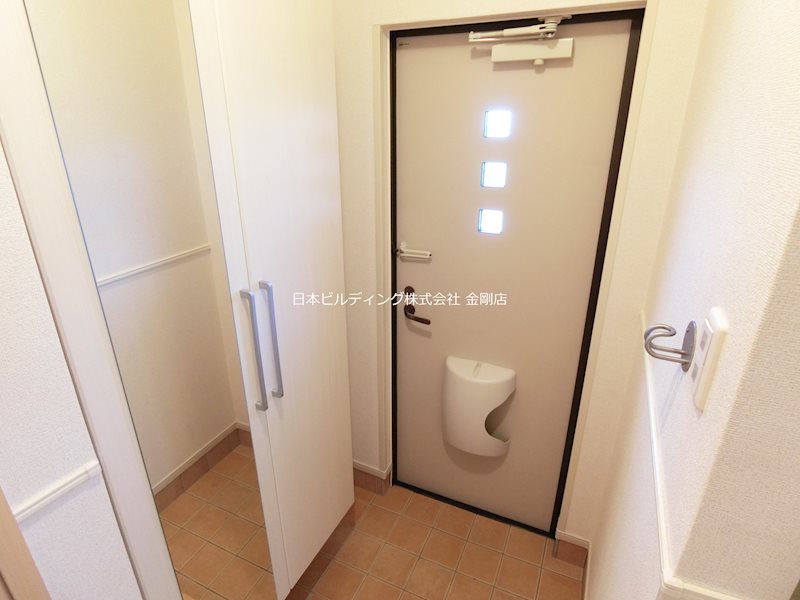 プラシード池田下町 玄関