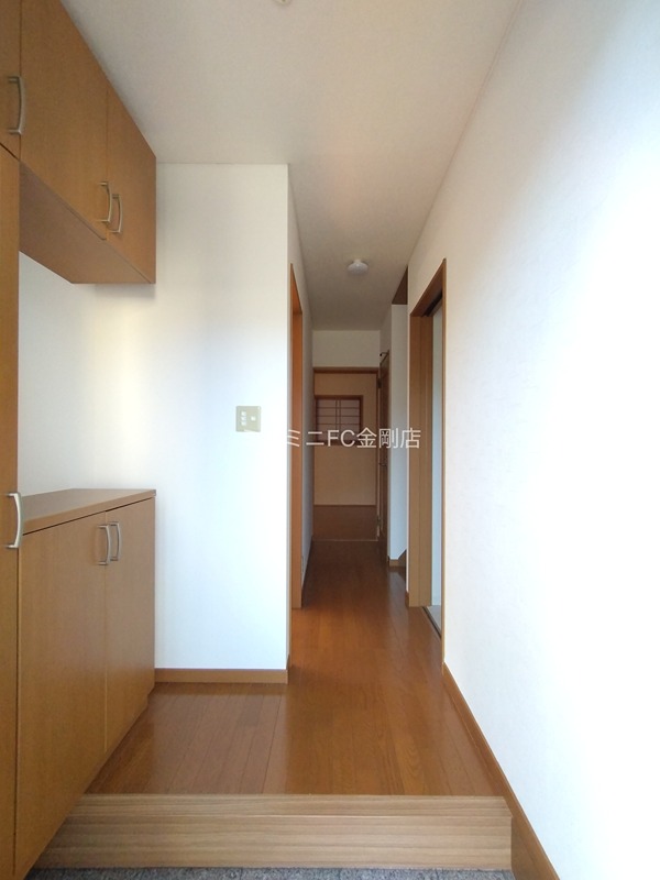 北青葉台戸建 玄関