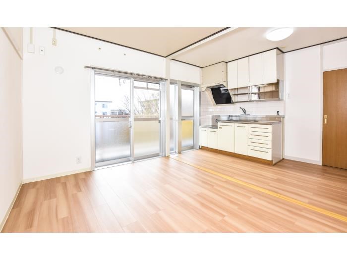 UR泉北茶山台二丁団地9棟 リビング