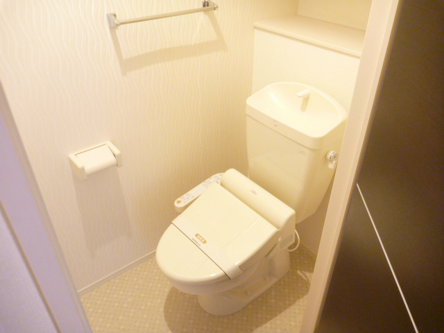 ノイエス　カーサ その他1