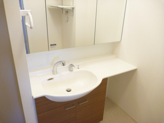 ノイエス　カーサ その他2