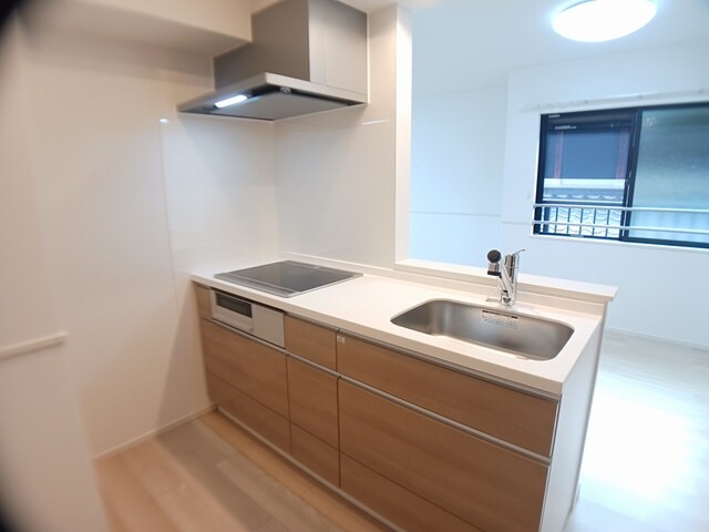 メゾンルミネ若松 キッチン