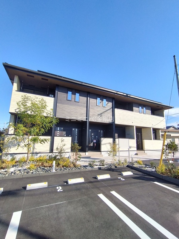 エヌ　プラス 外観