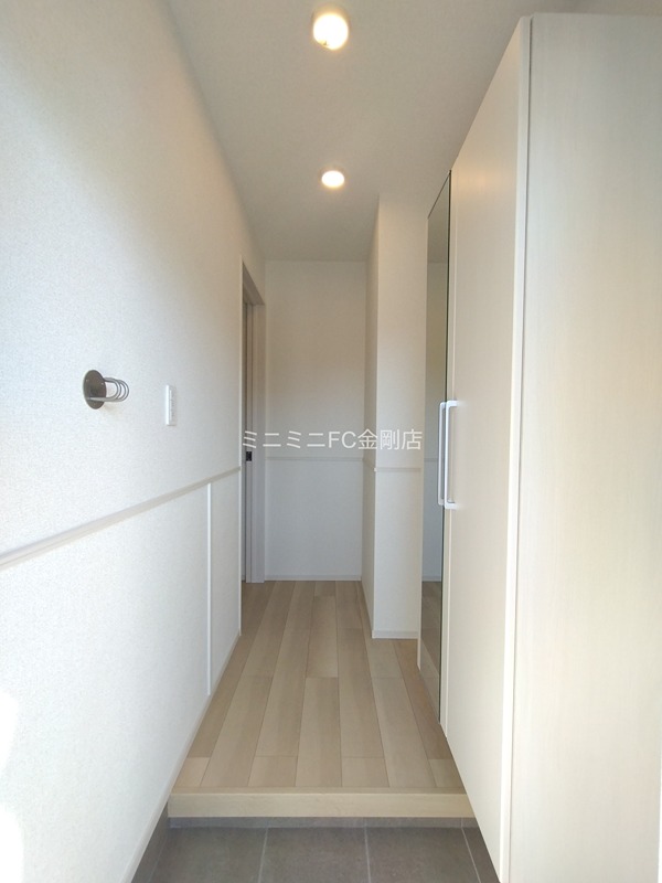 エヌ　プラス 玄関