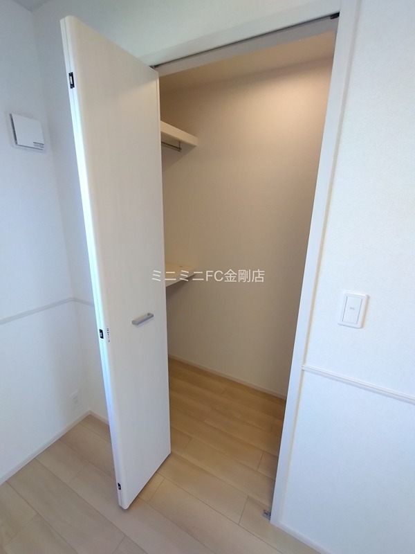 エヌ　プラス その他8