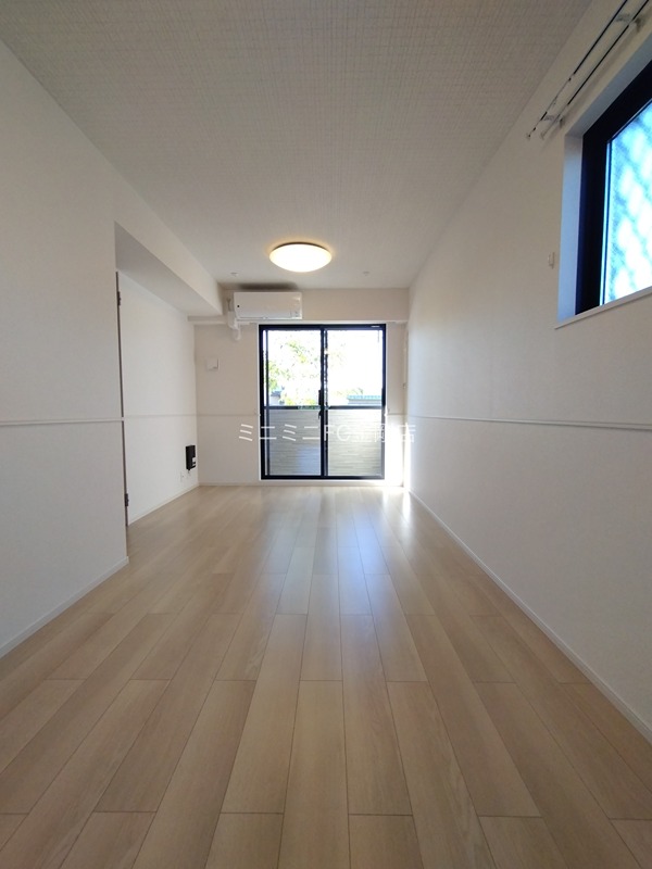 エヌ　プラス その他11