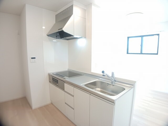 エヌ　プラス キッチン