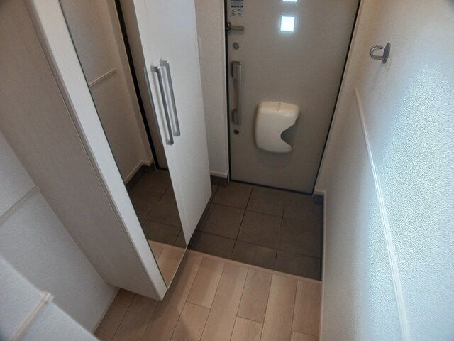 エヌ　プラス 玄関