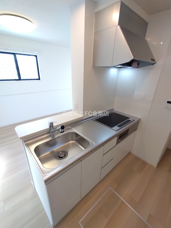 エヌ　プラス キッチン