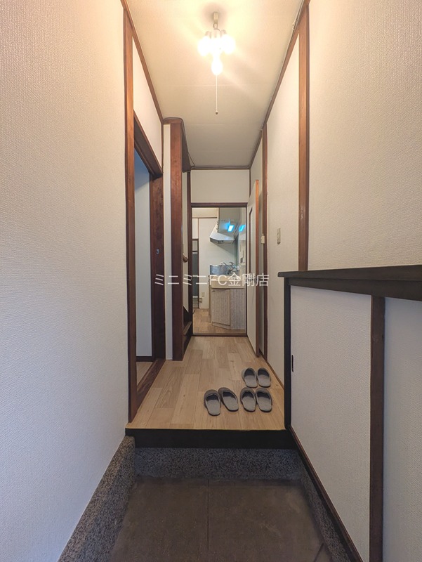 堀上町貸家 玄関