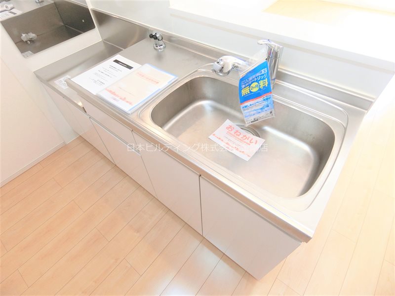 ソレイユ　アルドーレ キッチン