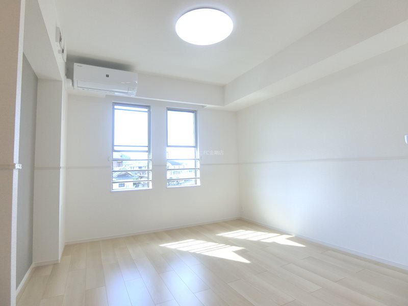 ロンガ　ヴィータ和泉Ⅱ ベッドルーム