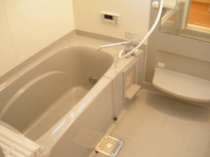 フローラルⅣ 風呂画像