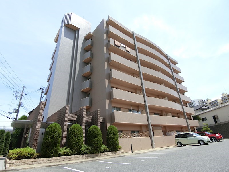 シャルマン和泉 外観