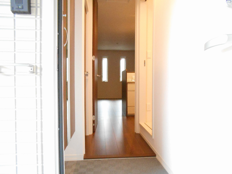 シャンノール北野田 玄関