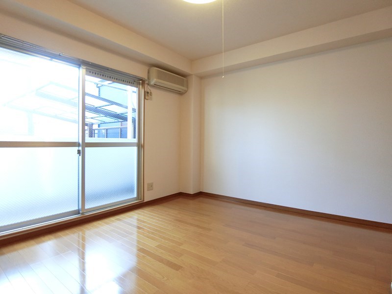 メゾンフェアリー リビング