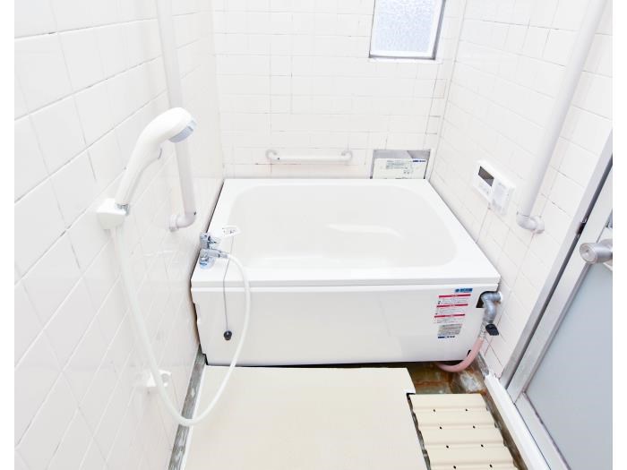 UR泉北竹城台一丁団地23号棟 風呂画像