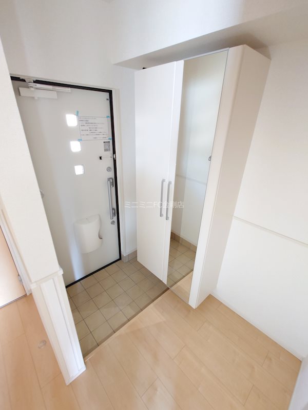 メゾン　ソレイユⅣ 玄関