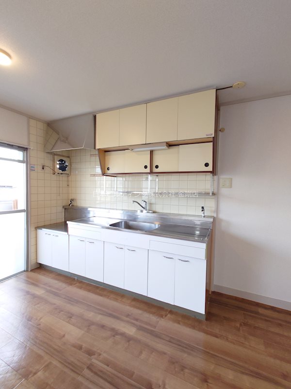 ヴィラナリー千代田1号棟 キッチン