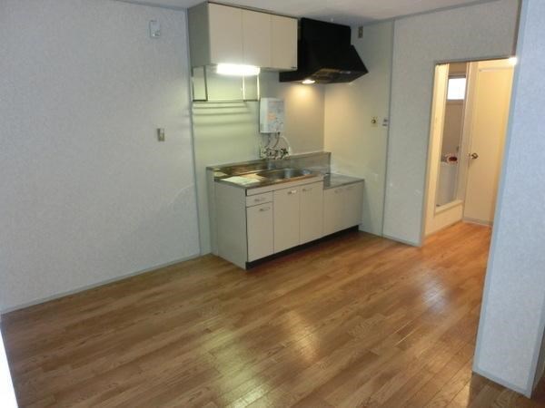 シャトード・イワネ１１号館 リビング