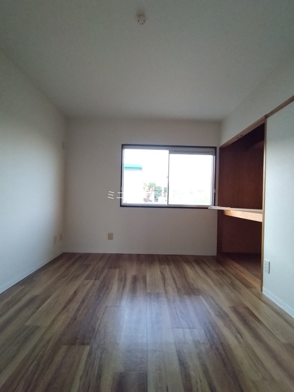 シャトード・イワネ１１号館 ベッドルーム