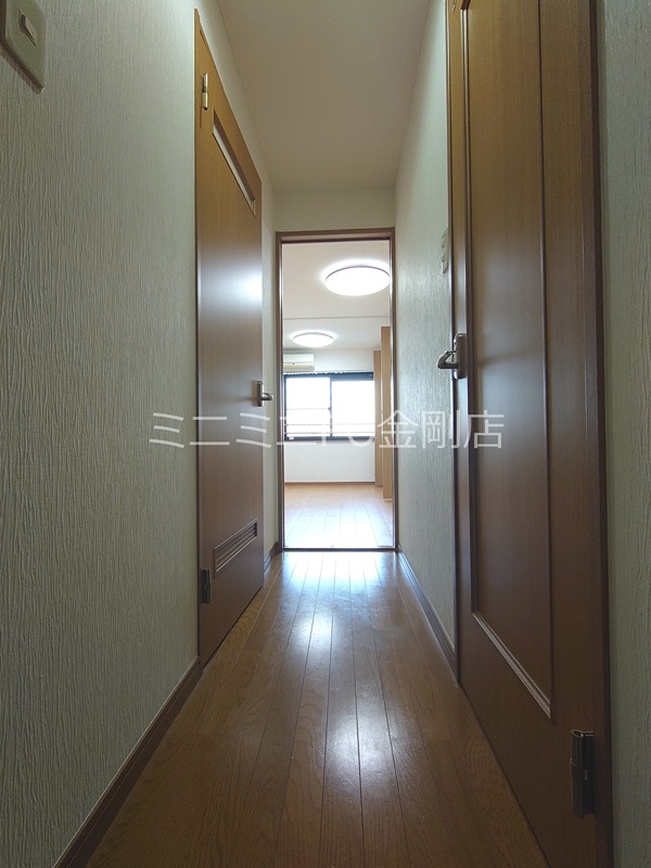 グレイス西山台 玄関