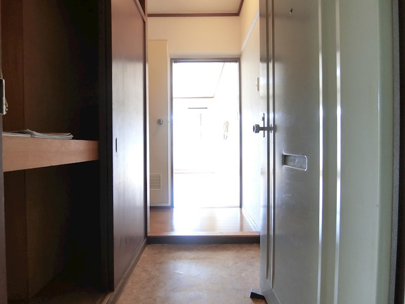 ドムス千代田 玄関