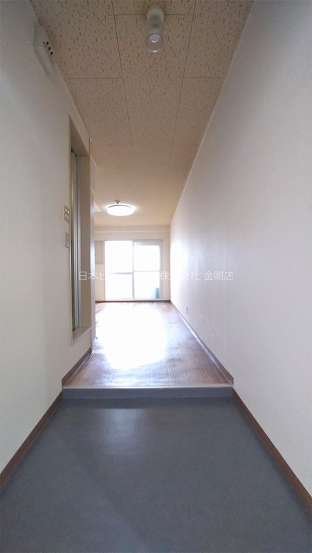 ビレッジ北野田 玄関