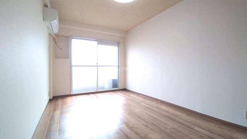 ビレッジ北野田 ベッドルーム