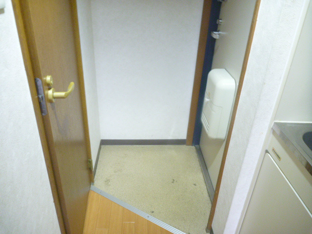 ラ・コート滝谷　 玄関