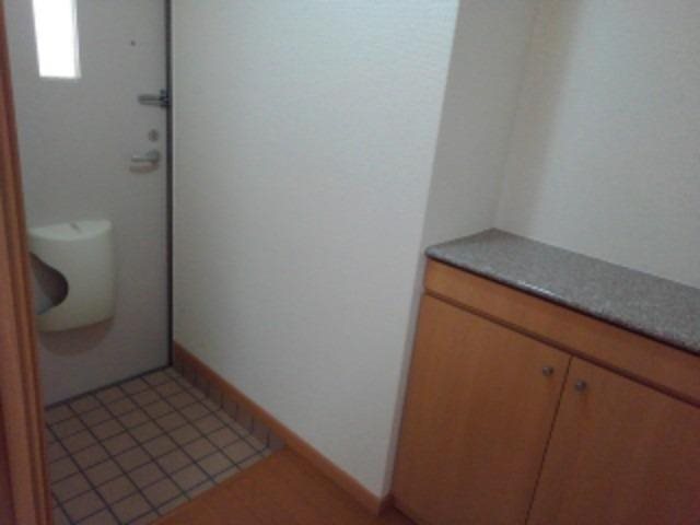 ナーシサス 玄関