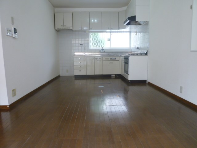 東池尻3丁目戸建賃貸住宅 リビング