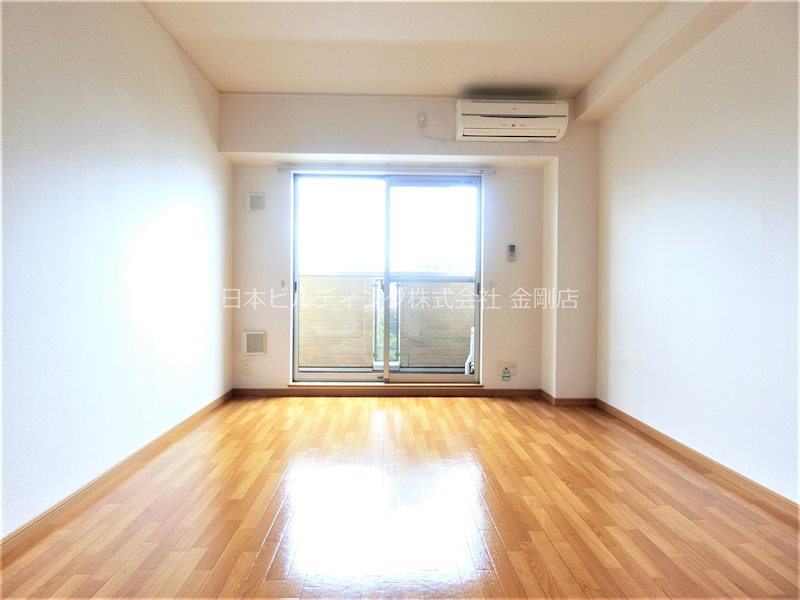 レスト大美野 リビング