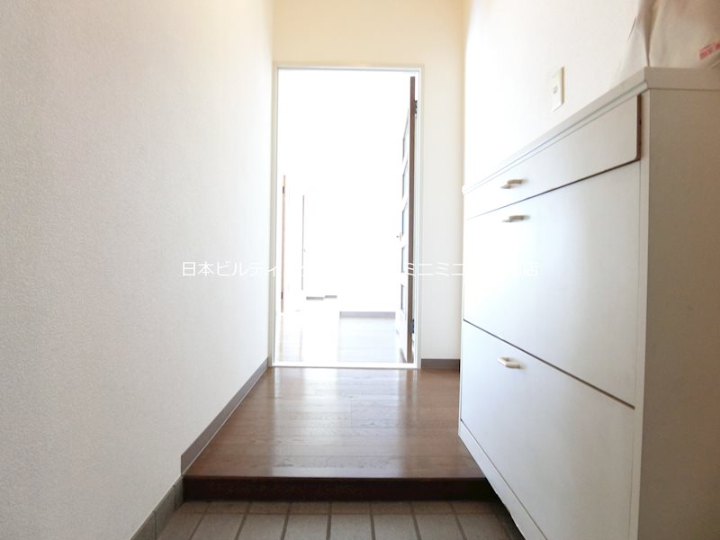 ツイン西尾　B 玄関