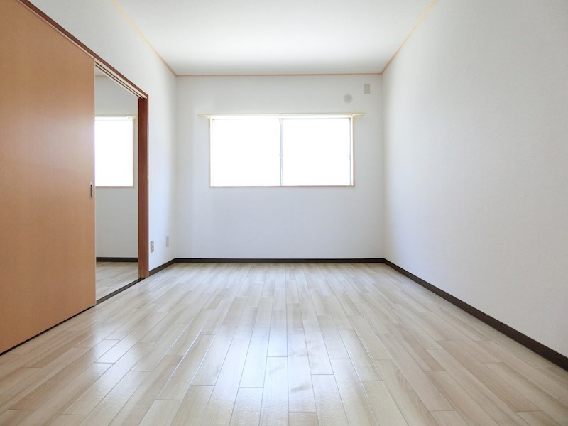 宮﨑マンション ベッドルーム