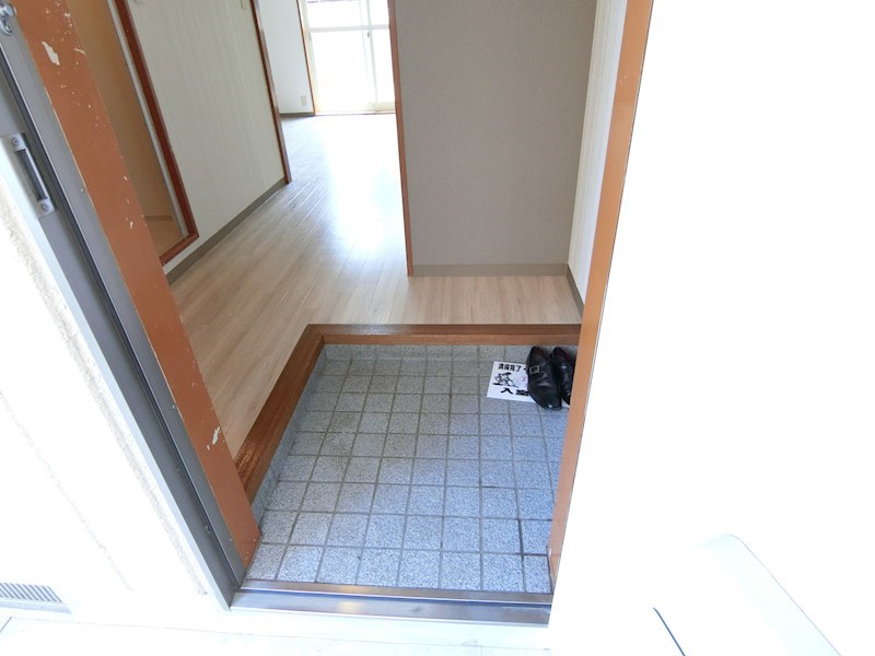 メロディーハイム 玄関