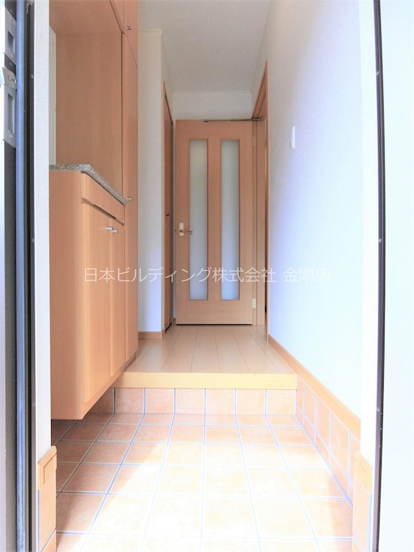 アビタシオン　シャンゼリゼ 玄関