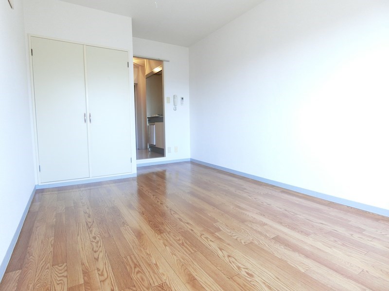 プチメゾン滝谷 ベッドルーム