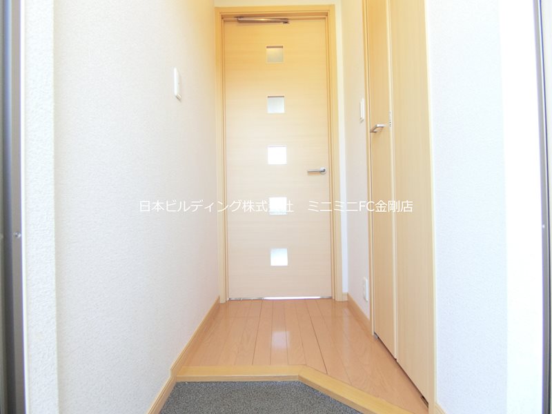 ダイアナ　レイク 玄関