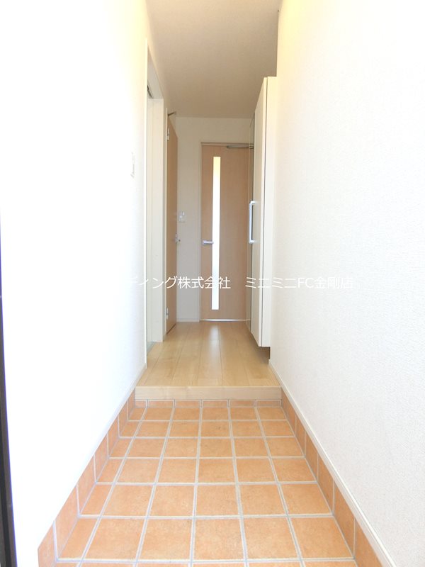 エレガント茱萸木Ⅱ 玄関