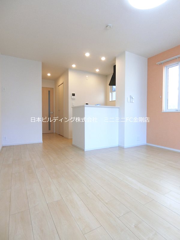 エレガント茱萸木Ⅱ リビング