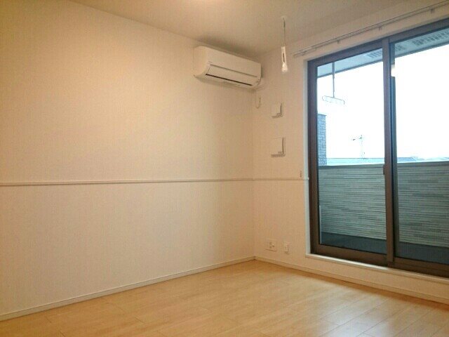 ケーズコート深井 ベッドルーム