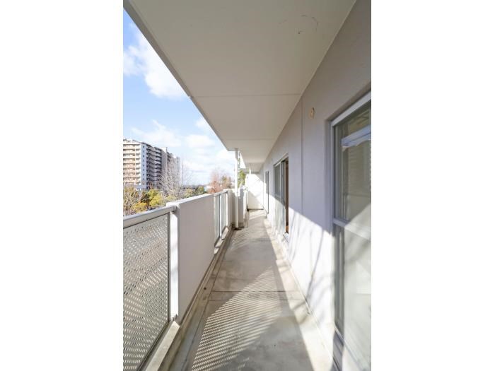 URいぶき野三丁目団地7号棟  ベランダ